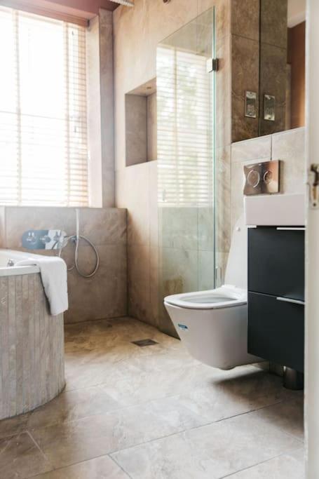 Luxury, Central, Sun-Filled 3 Bed Haven In Bath Dış mekan fotoğraf