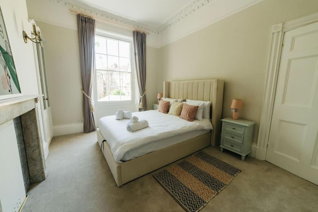 Luxury, Central, Sun-Filled 3 Bed Haven In Bath Dış mekan fotoğraf